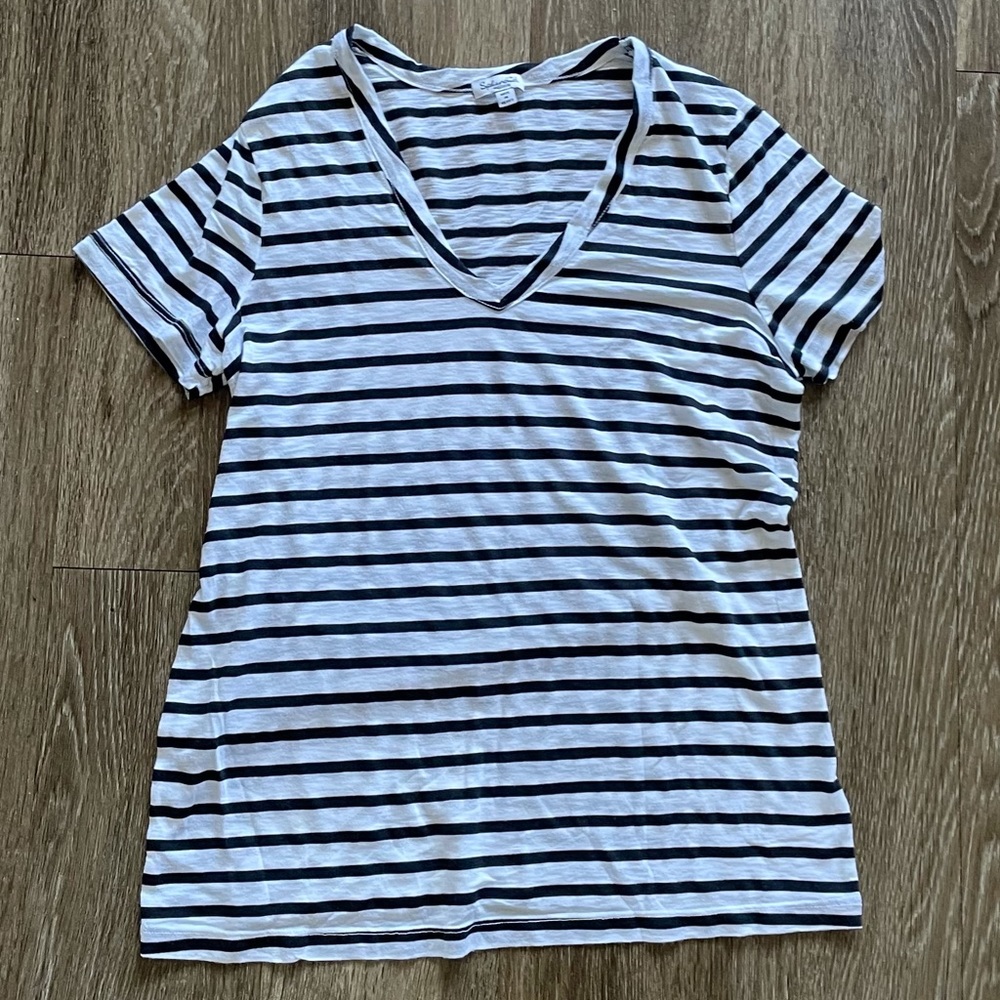 Soft striped v neck Tee